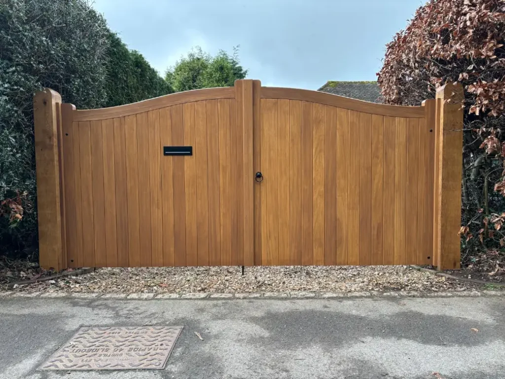 Manual Iroko Hardwood Gate